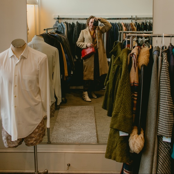 Meet your Posher, Amanda - Picture 1 of 1